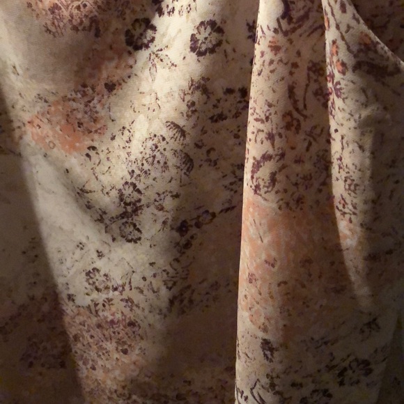 Sleeveless top - Picture 3 of 3